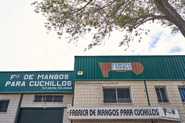 famacu mangos cuchillos 600